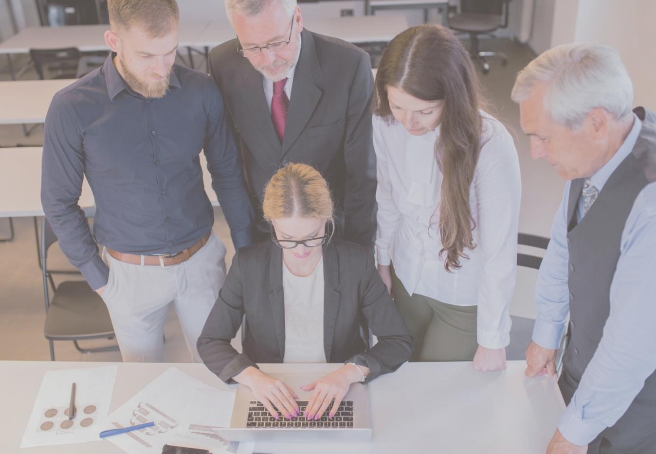 Atelier pratique sur l'analyse des comportements financiers et la prise de décision
